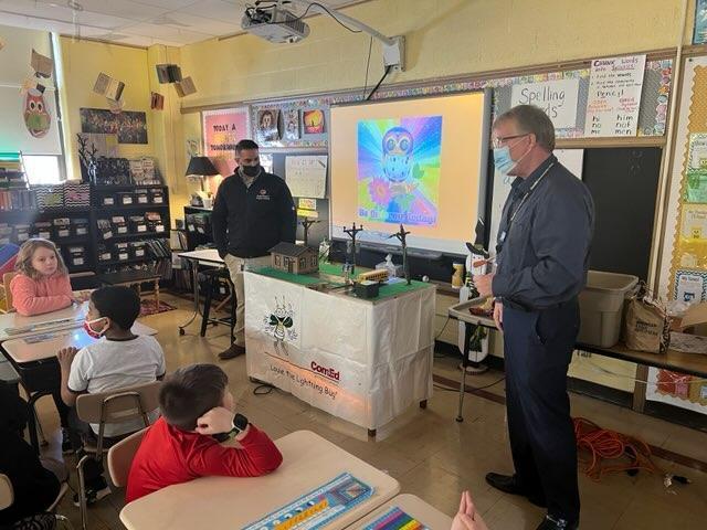 ComEd speakers talk to 3rd grade class
